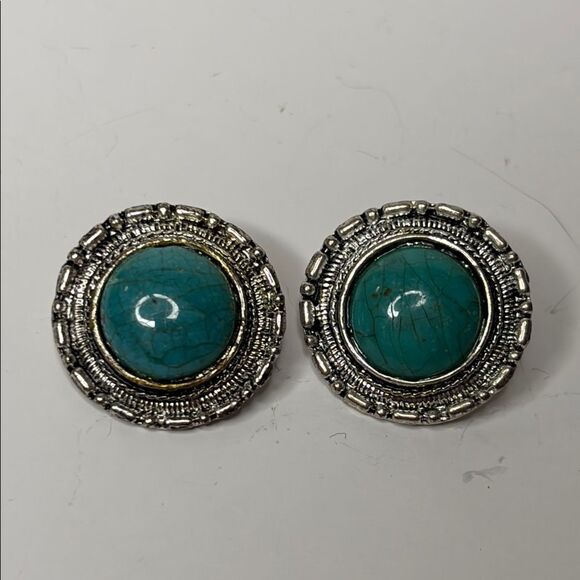 Silver Tone and Turquoise Colored Round Clip On Earrings - Picture 1 of 8